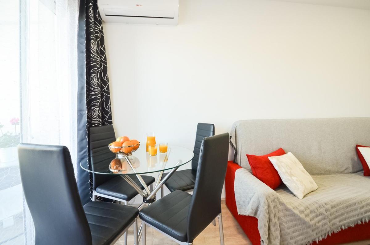 טורבייחה Schoene Wohnung Mit Pool , Wi-Fi Und Privat Garage מראה חיצוני תמונה