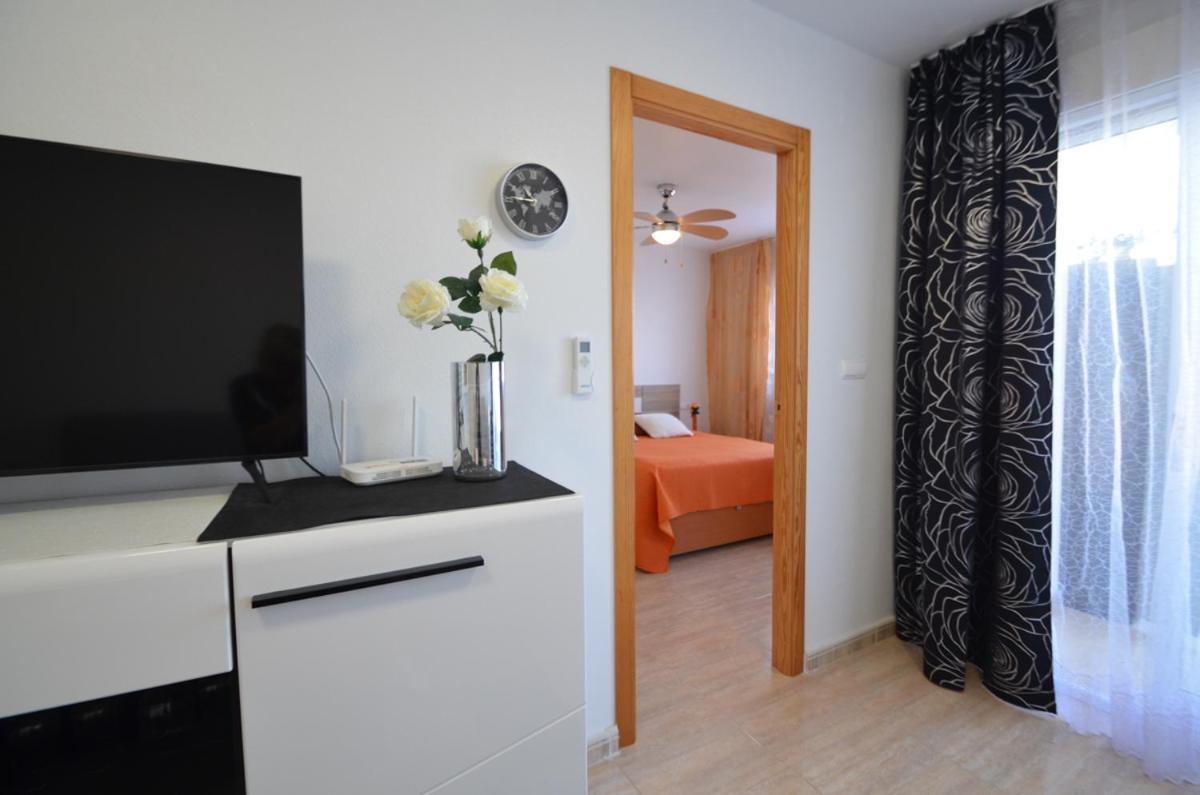 טורבייחה Schoene Wohnung Mit Pool , Wi-Fi Und Privat Garage מראה חיצוני תמונה